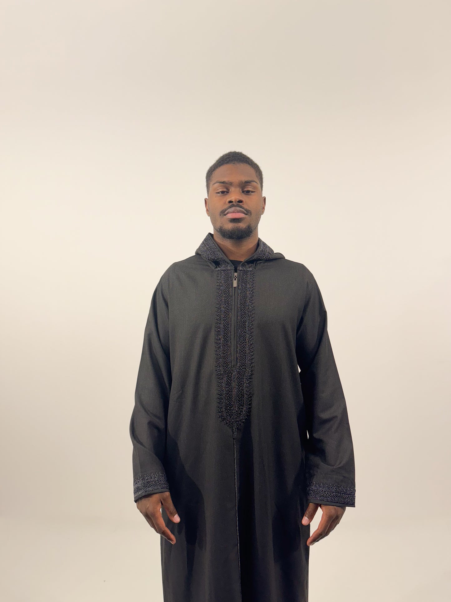 Premium Abaya Schwarz